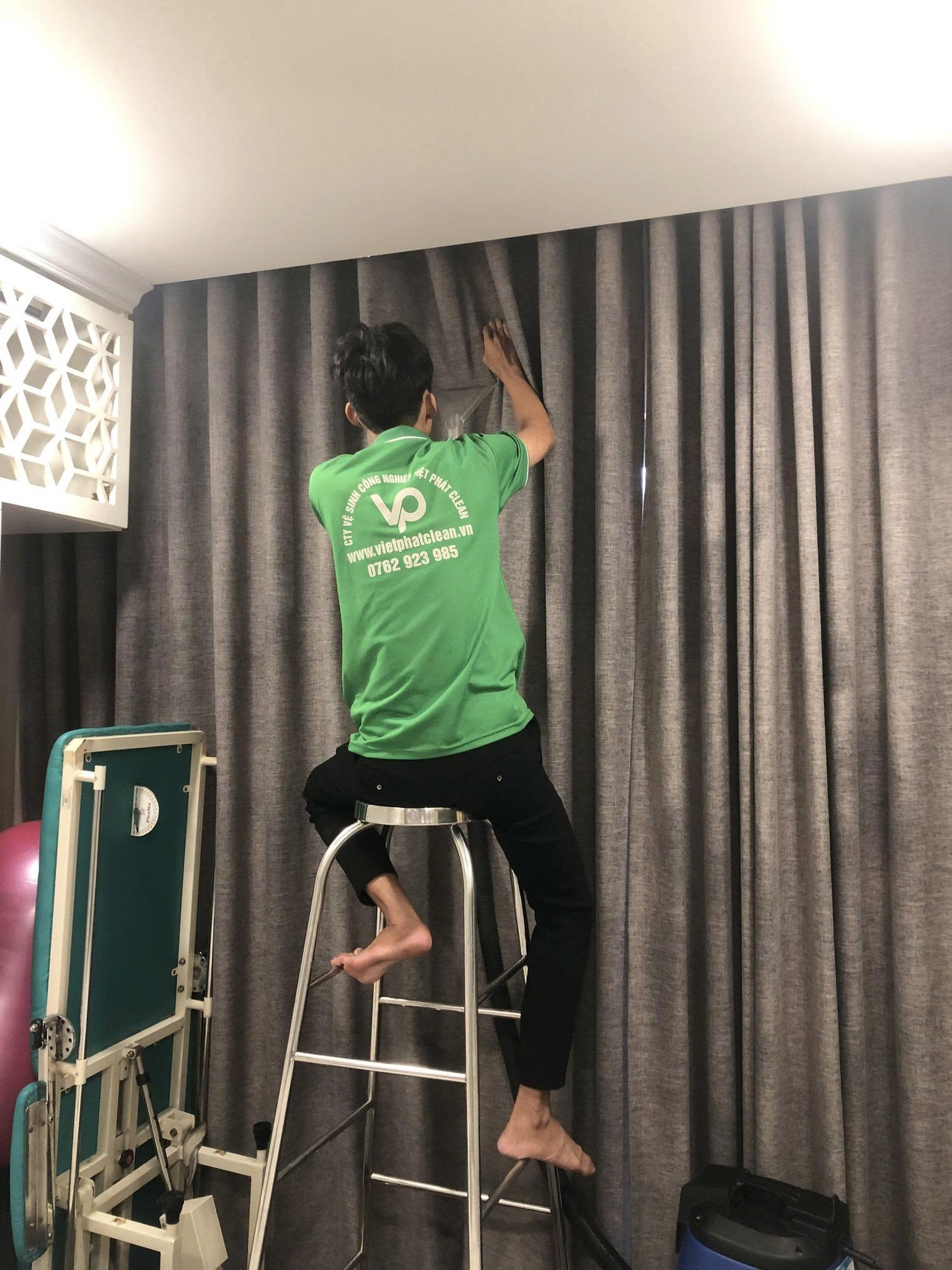 Rèm của tôi có chất liệu vải đặc biệt, liệu có được xử lý đúng cách không?