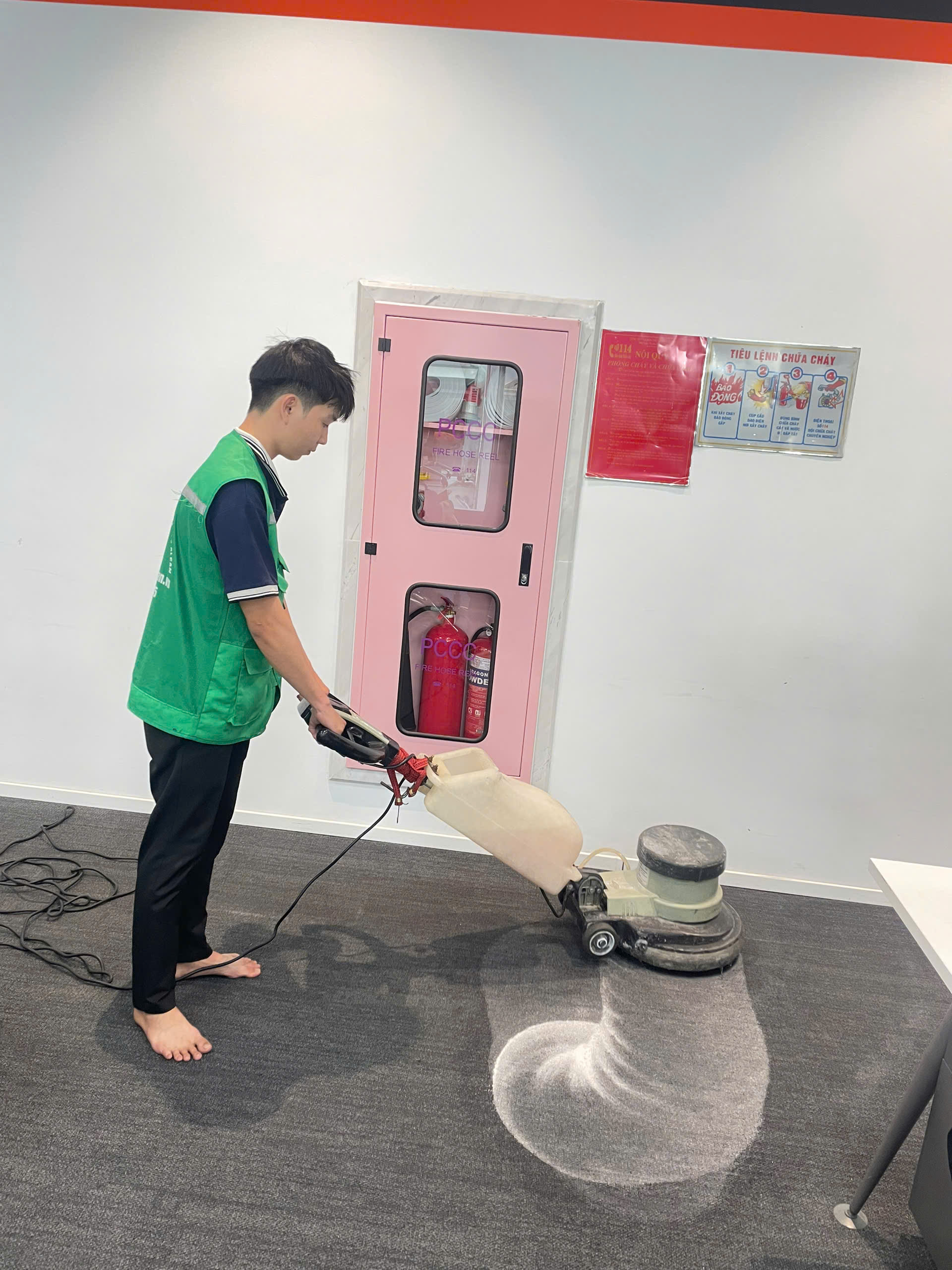 Cách đặt lịch giặt thảm phường An Đông tại Việt Phát Clean