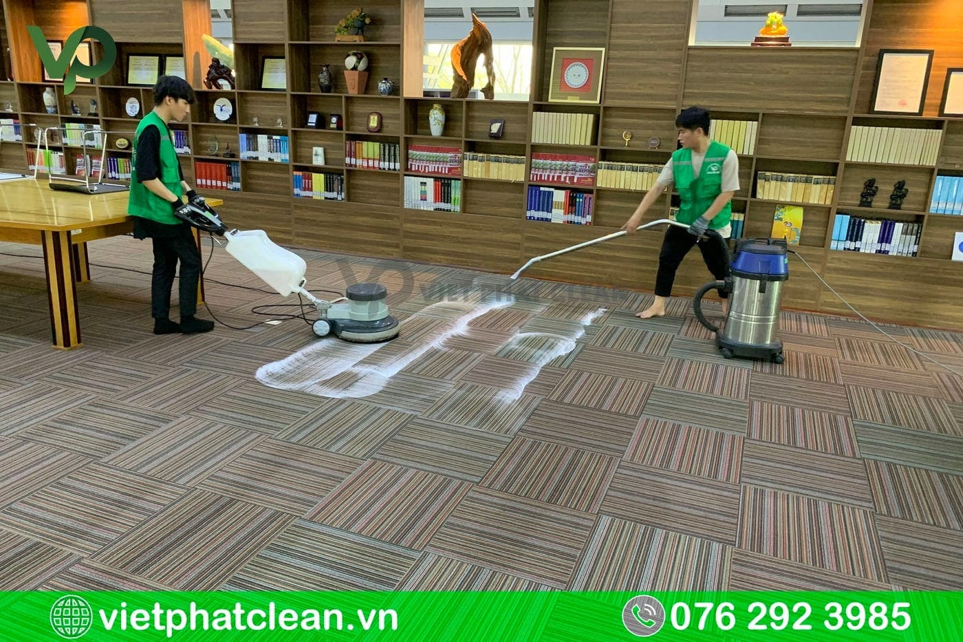 Vệ sinh tòa nhà văn phòng