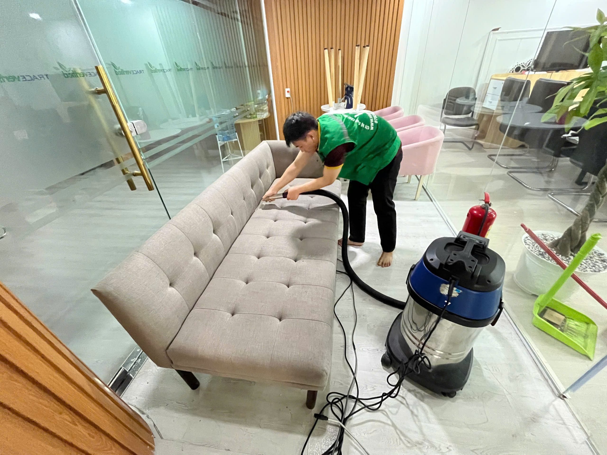 Giặt ghế sofa phường Bàn Cờ