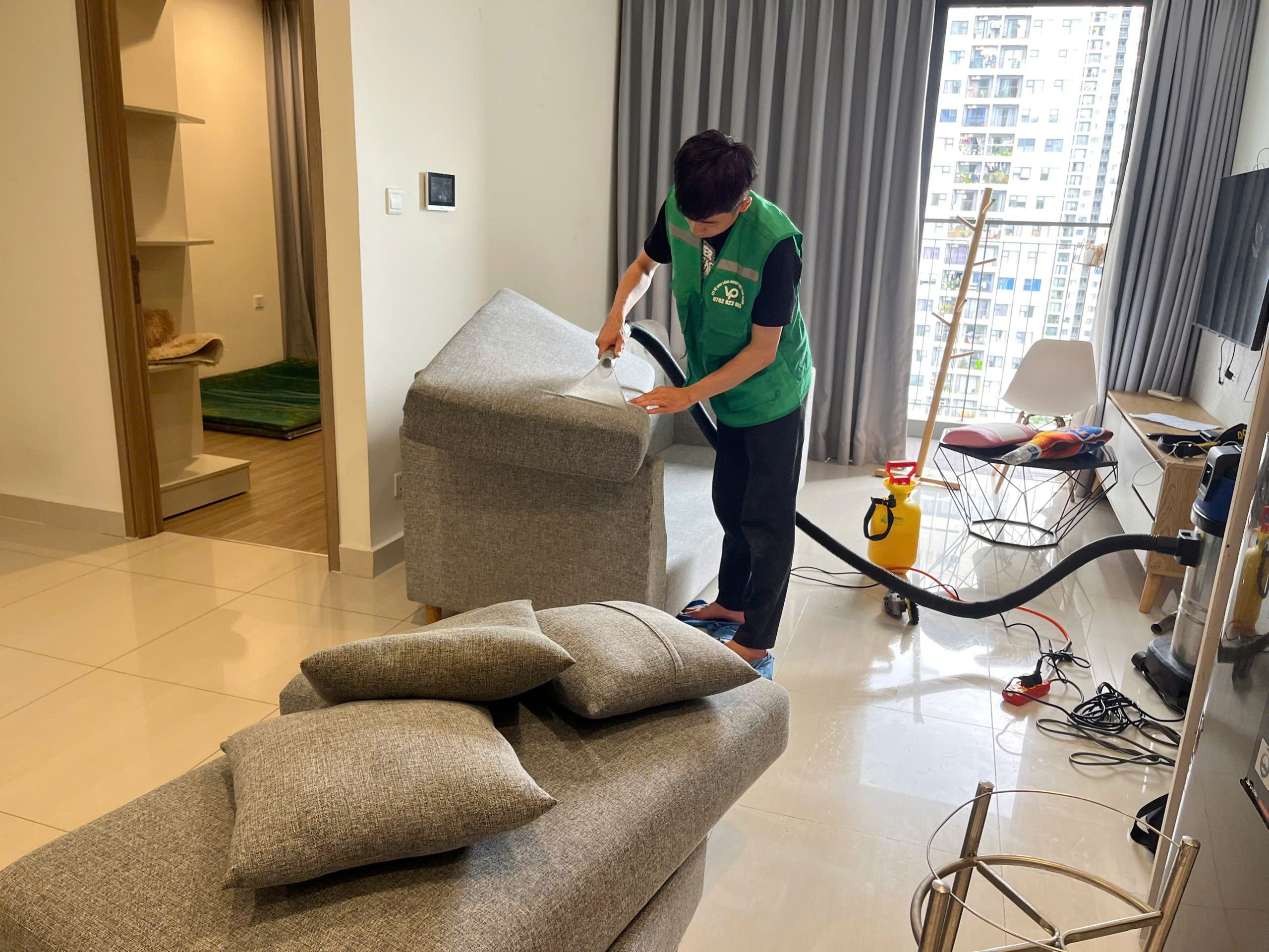 Tại sao người dân phường Tân Định cần giặt sofa định kỳ tại nhà?