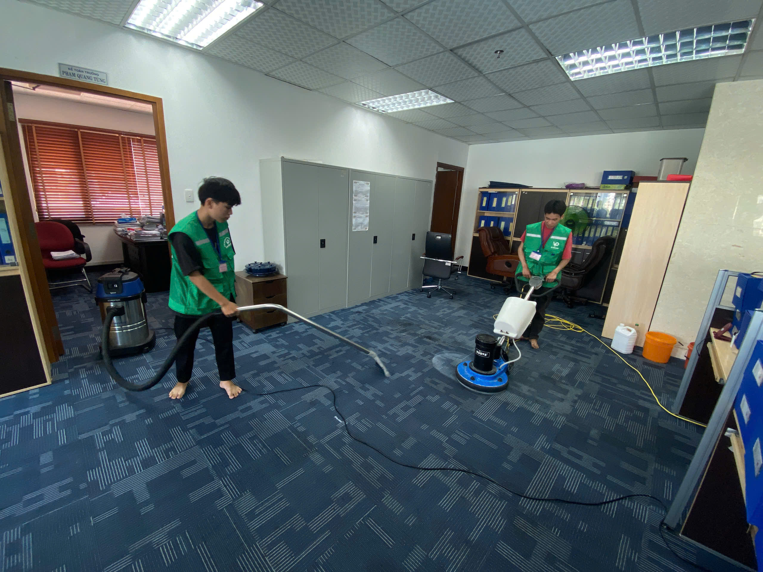 Nhu cầu sử dụng dịch vụ giặt thảm văn phòng phường Khánh Hội TPHCM