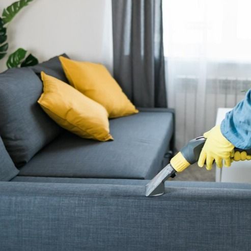 Giặt sofa bằng máy chuyên dụng