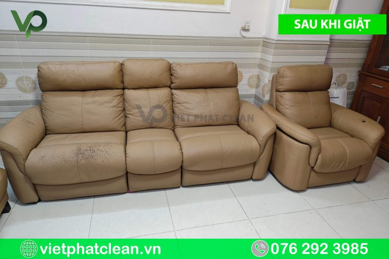 Sofa da sau khi sử dụng dịch vụ vệ sinh của Việt Phát Clean